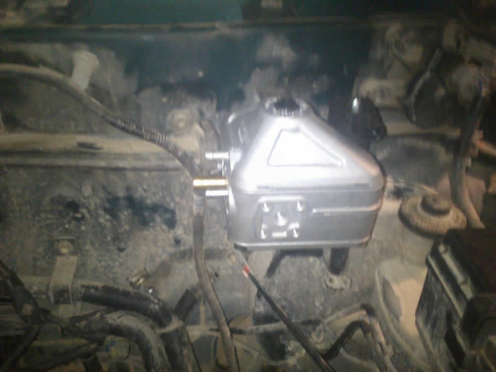 Ygraeriokinhsh-TOYOTA-RAV4 (6)